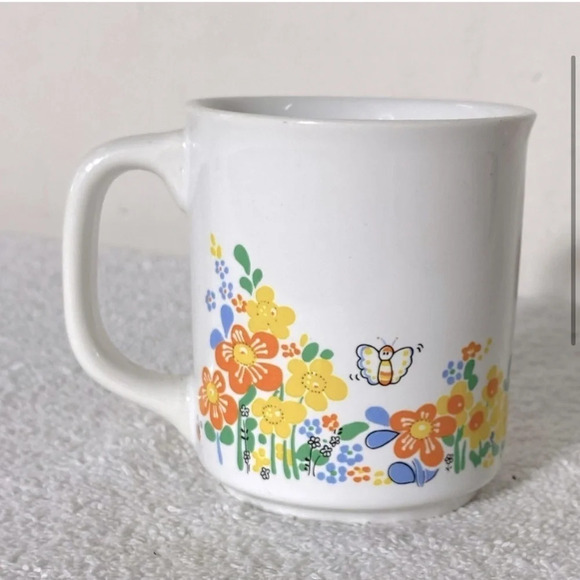 Vintage Flower Sisters Are  Forever Mug - Picture 3 of 9